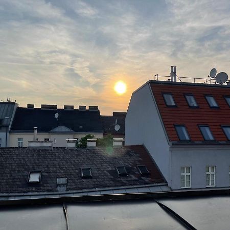New Apartment With Spacious Balcony 18 Viena Exterior foto